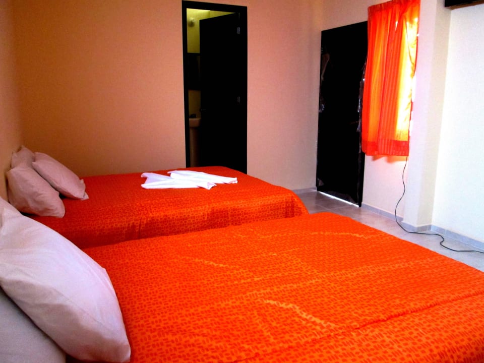 ROOMS La Orquidea Hotel & Plaza