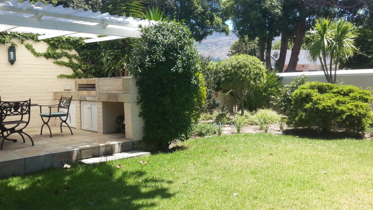 Gartenanlage Villa Karibu