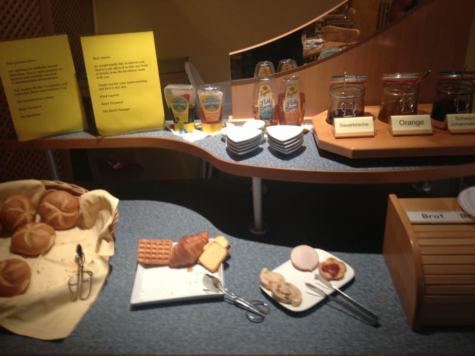 Frühstücksbüffet Terminal Hotel Köln