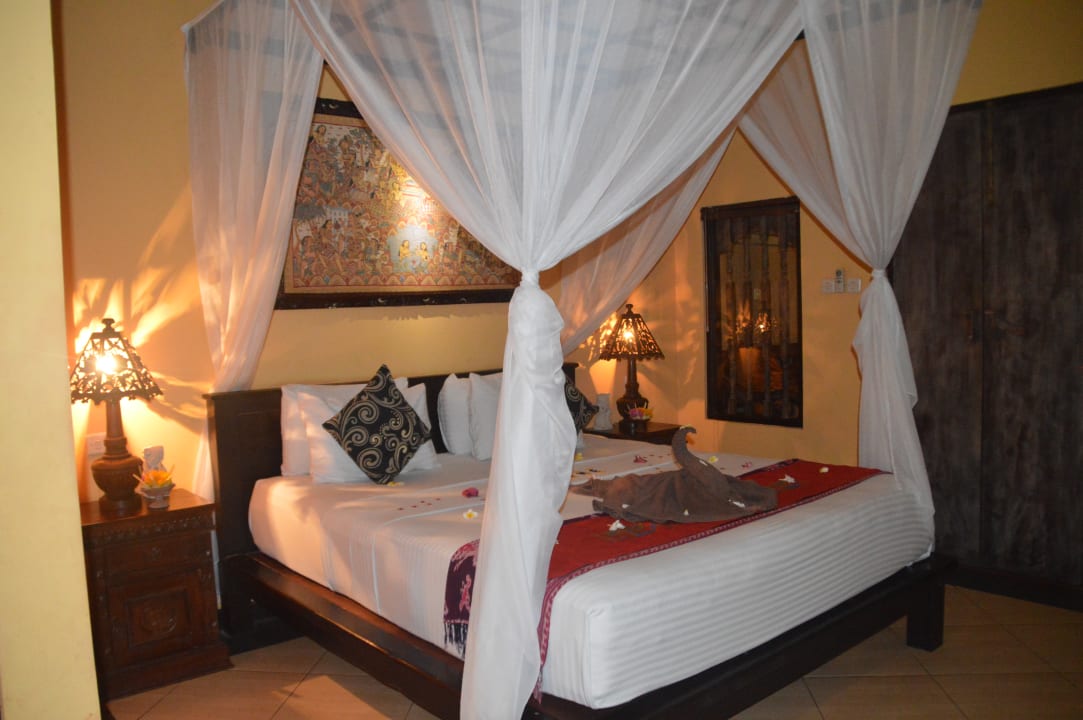 Zimmer Tirtasari Bungalows