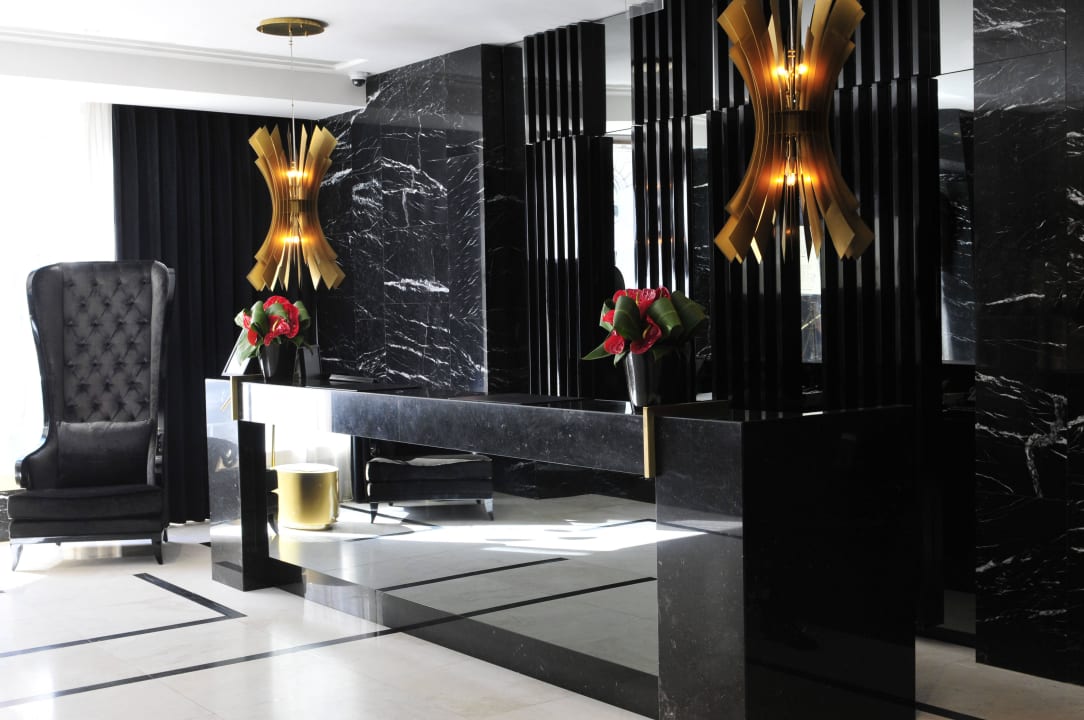 Reception Hotel Altis Avenida