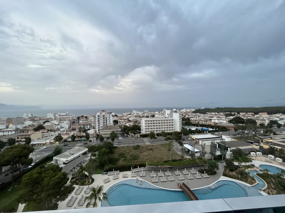 Ausblick BG Tonga Tower Design Hotel & Suites