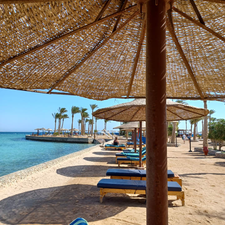 Strand Arabia Azur Resort