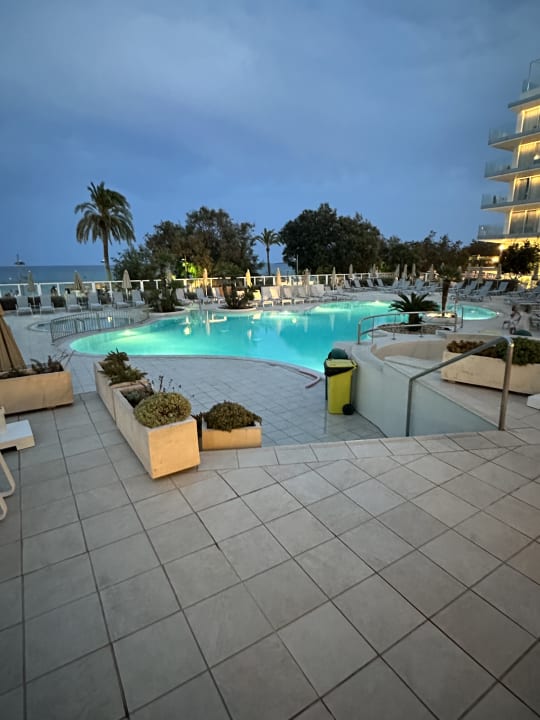 Pool Sabina Hotel & Suites