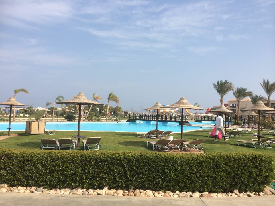 Pool in Strandnähe unbeheitzt JAZ Aquamarine Resort