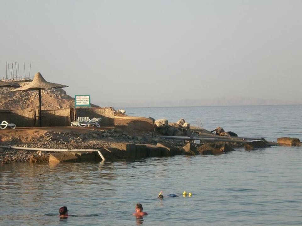 Strand links Moreno Horizon Spa & Resort