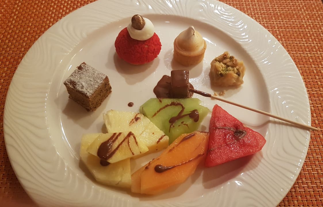 Gastro Bab Al Qasr, a Beach Resort & Spa by Millennium