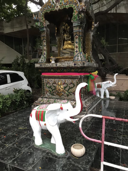 Außenansicht Pantip Suites Sathorn