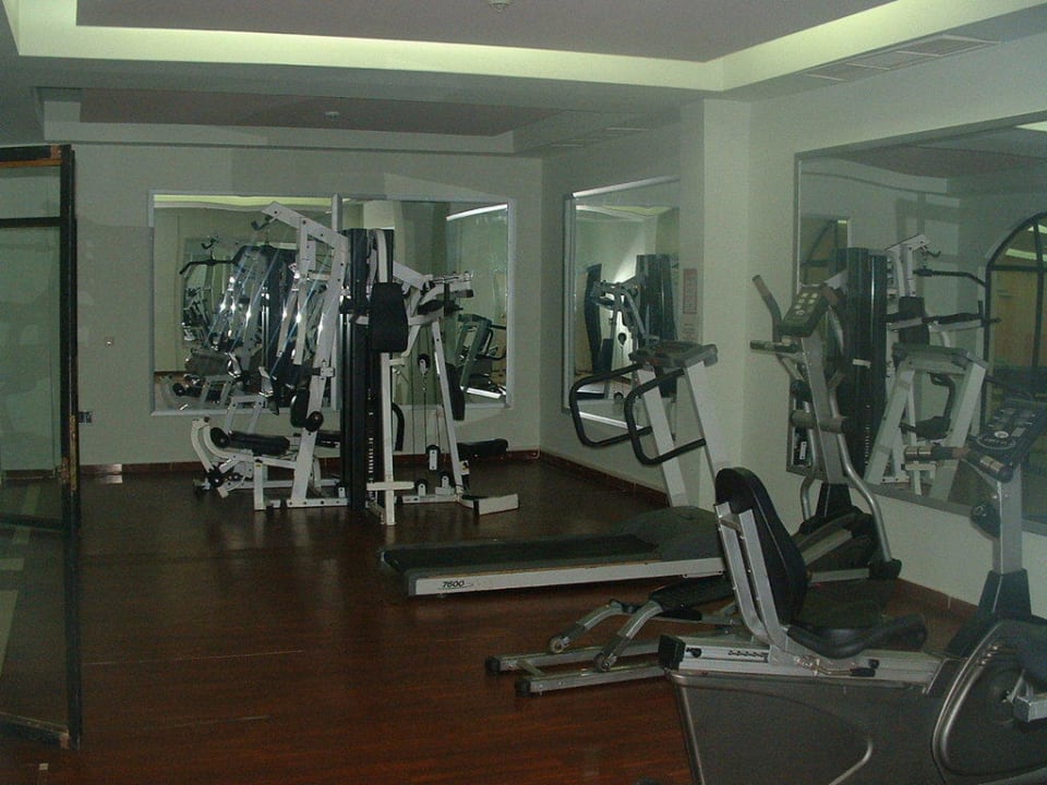 Hoteleigenes Fitnessstudio Hotel Orfeus Park