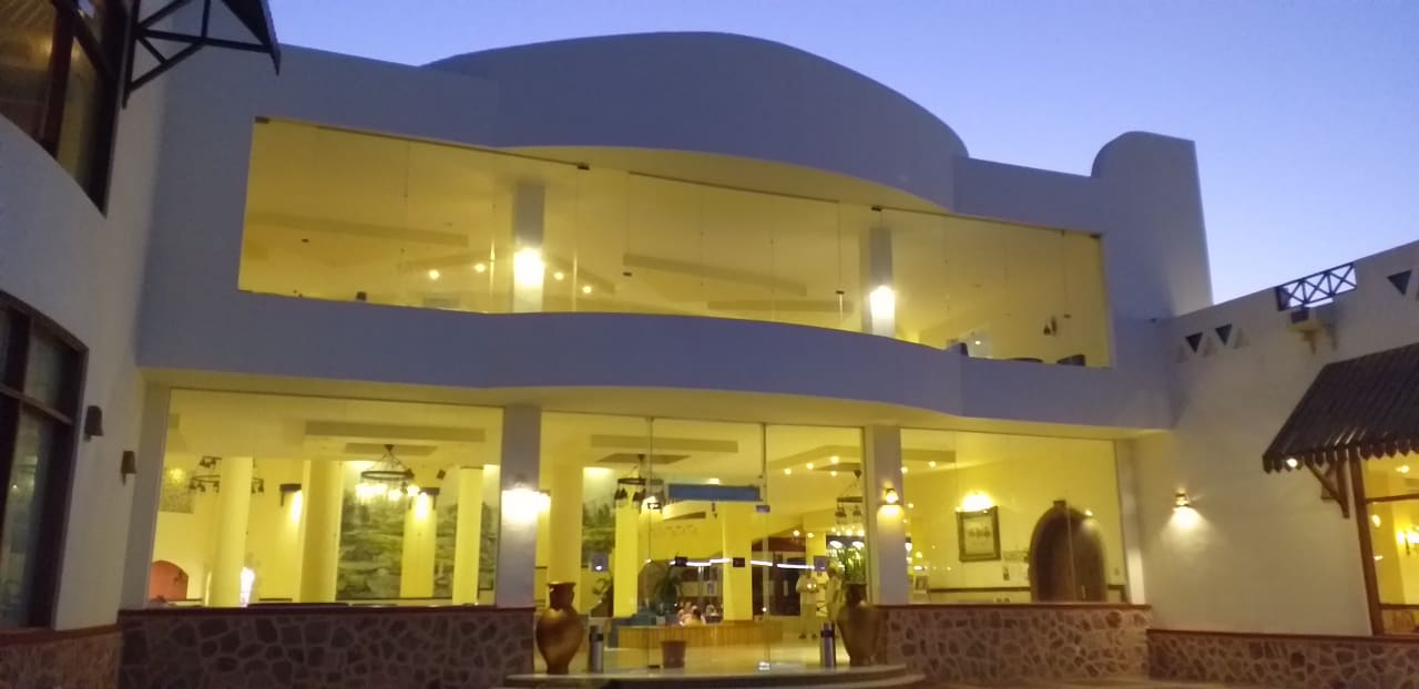 Außenansicht Bliss Nada Beach Resort