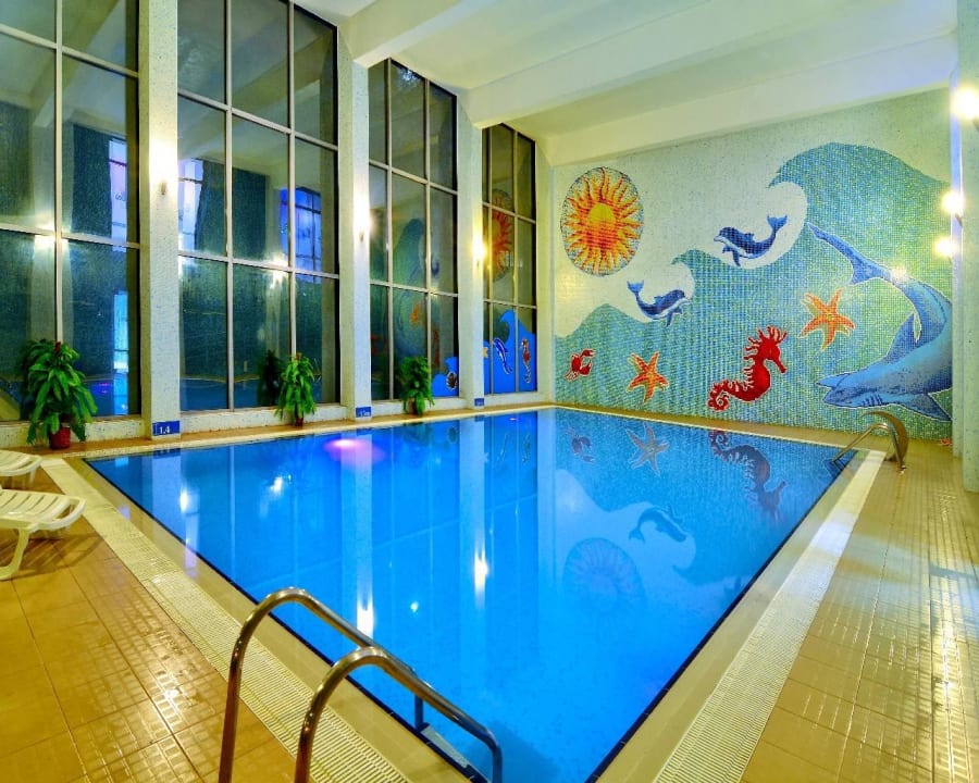 Swimming pool Hotel Aqua