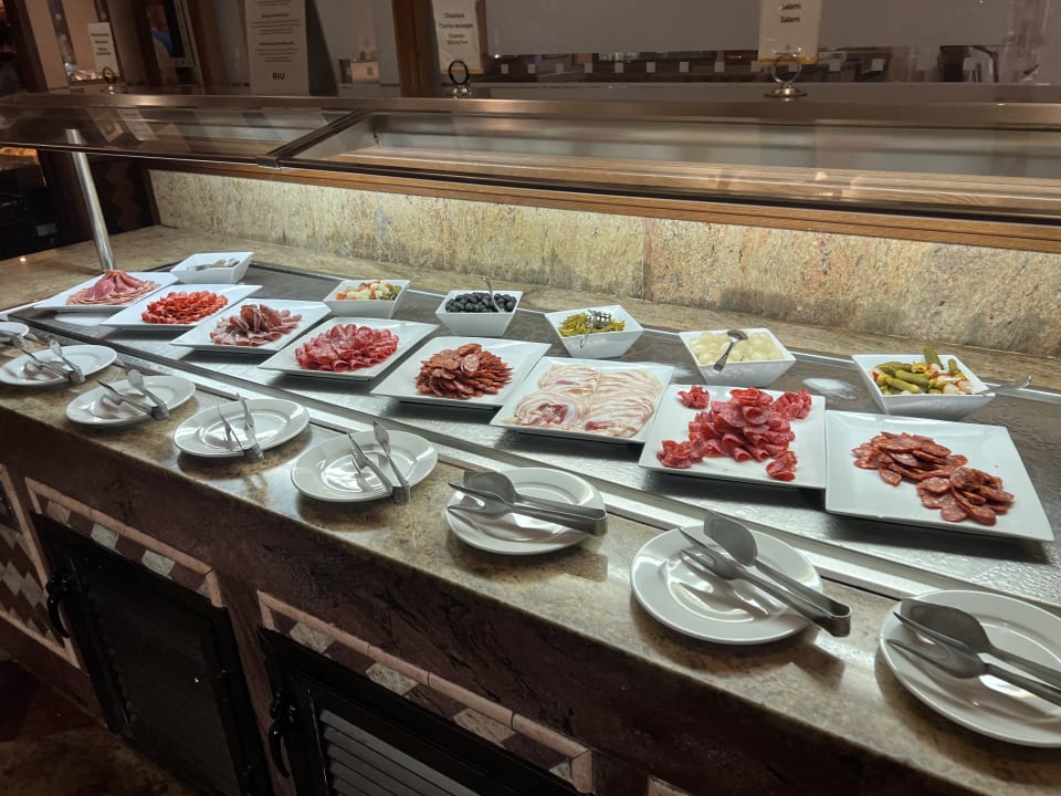 Gastro Hotel Riu Karamboa