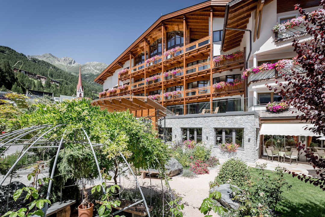 Außenansicht Das Central - Alpine Luxury Life