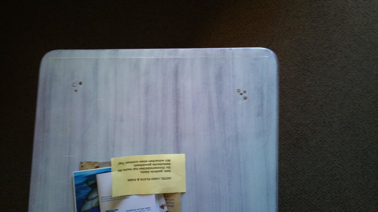 Reparierter Tisch  R2 Lago Playa Park