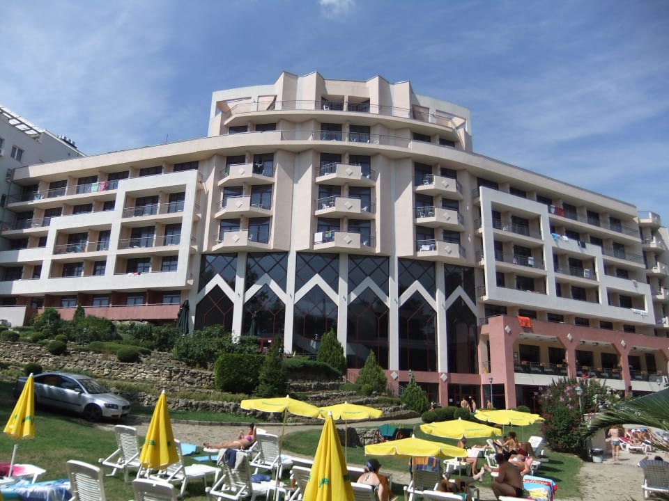 Blick auf die Hinterfront Odessos Park Hotel