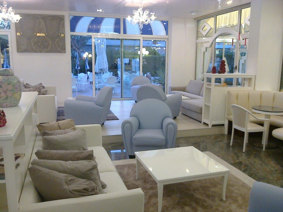 Lümmelecke neben der Bar Hotel Principe Caorle