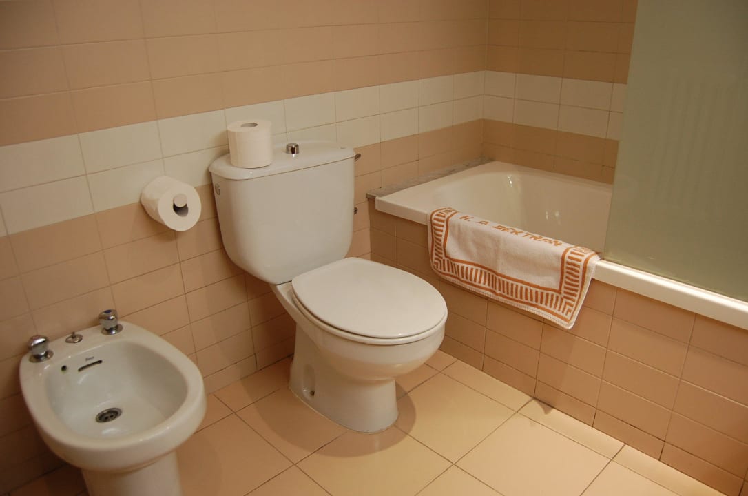 Baño habitacion Hotel Bertran Apartment