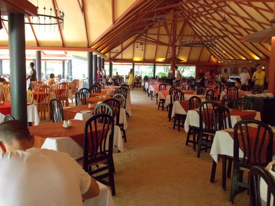 Teil des Restaurants Adaaran Select Hudhuran Fushi - Premium All Inclusive