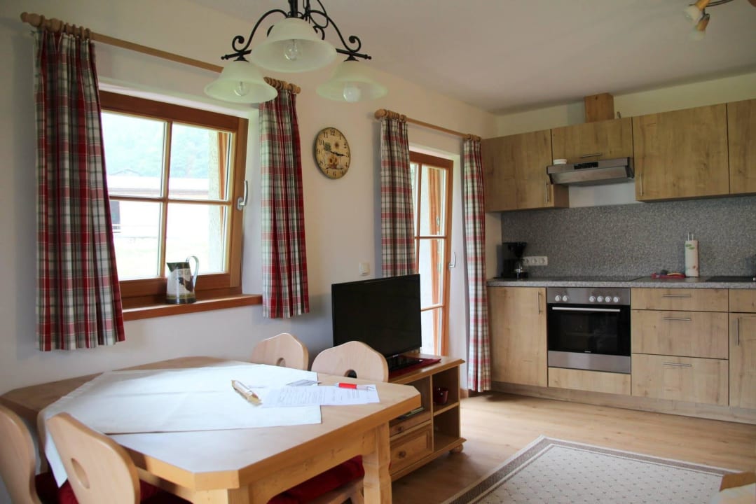 Esstisch im Zimmer Ferienwohnung Hafnerlehen