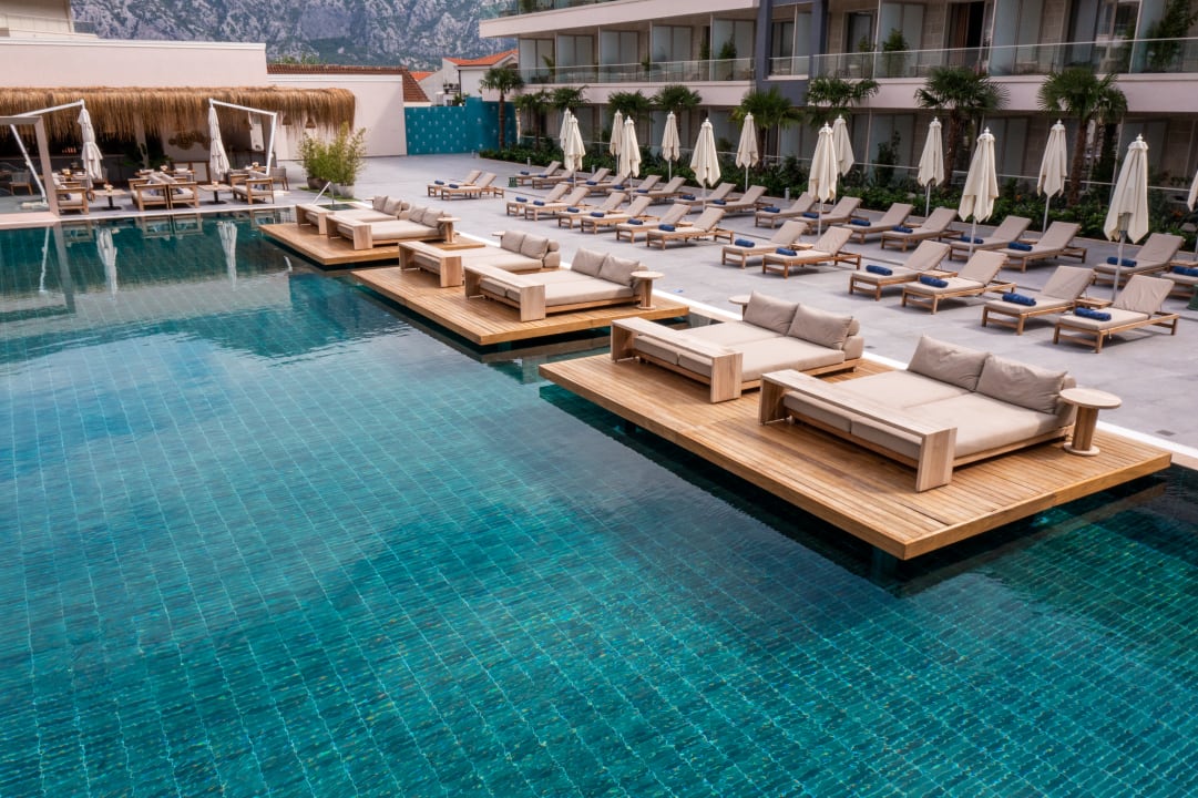 Pool Hyatt Regency Kotor Bay Resort