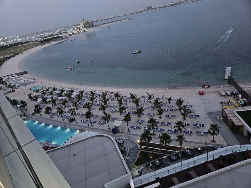 Strand Hampton by Hilton Marjan Island