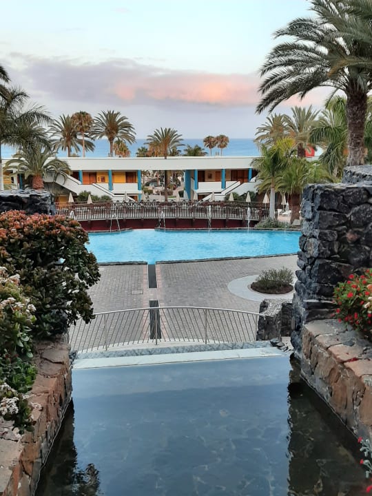 Pool R2 Pajara Beach