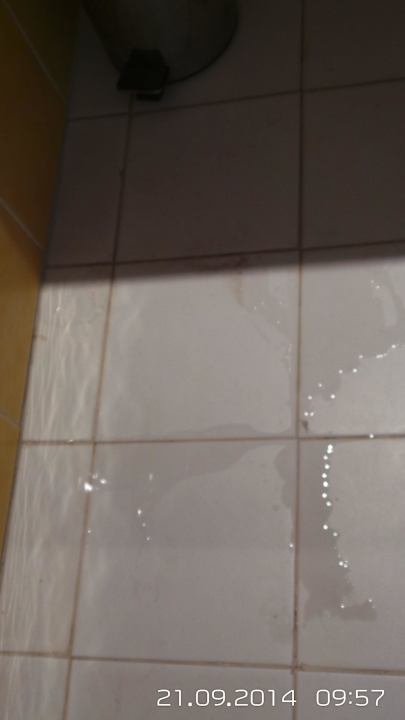 Nasses Bad Hotel Nesrine