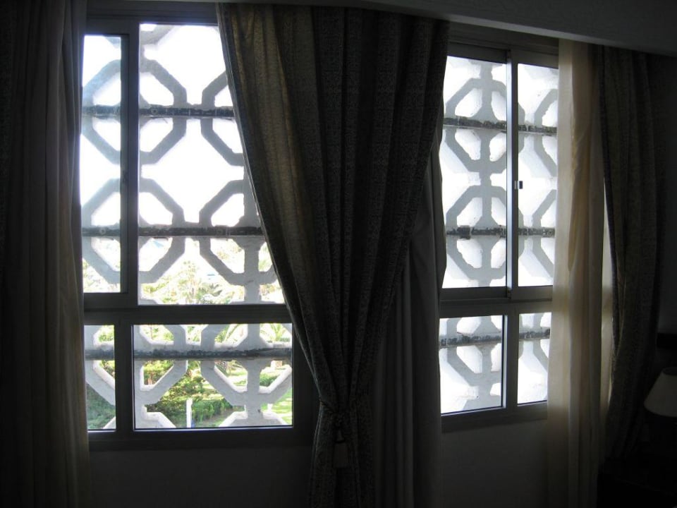 Besenkammer mit Depressionsgefahr  Hotel Marhaba Palace