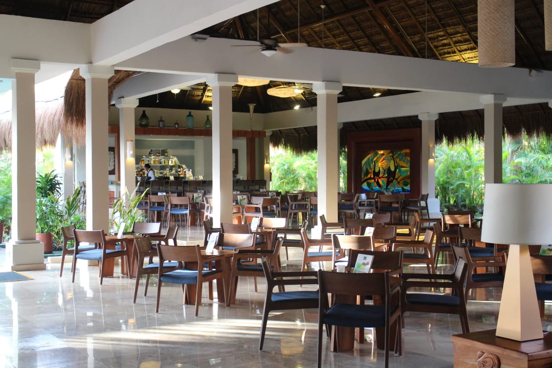 Lobbybar ganz hinten Iberostar Waves Tucan