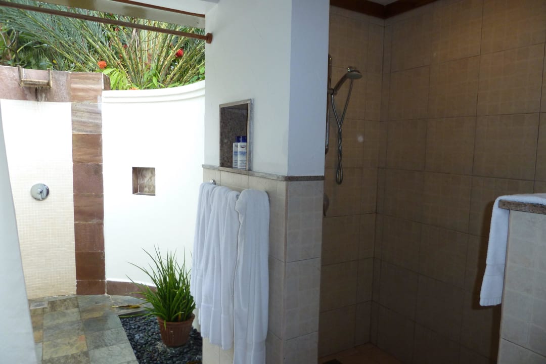 Gartenvilla 10 Außen+ und Innendusche Kuramathi Maldives