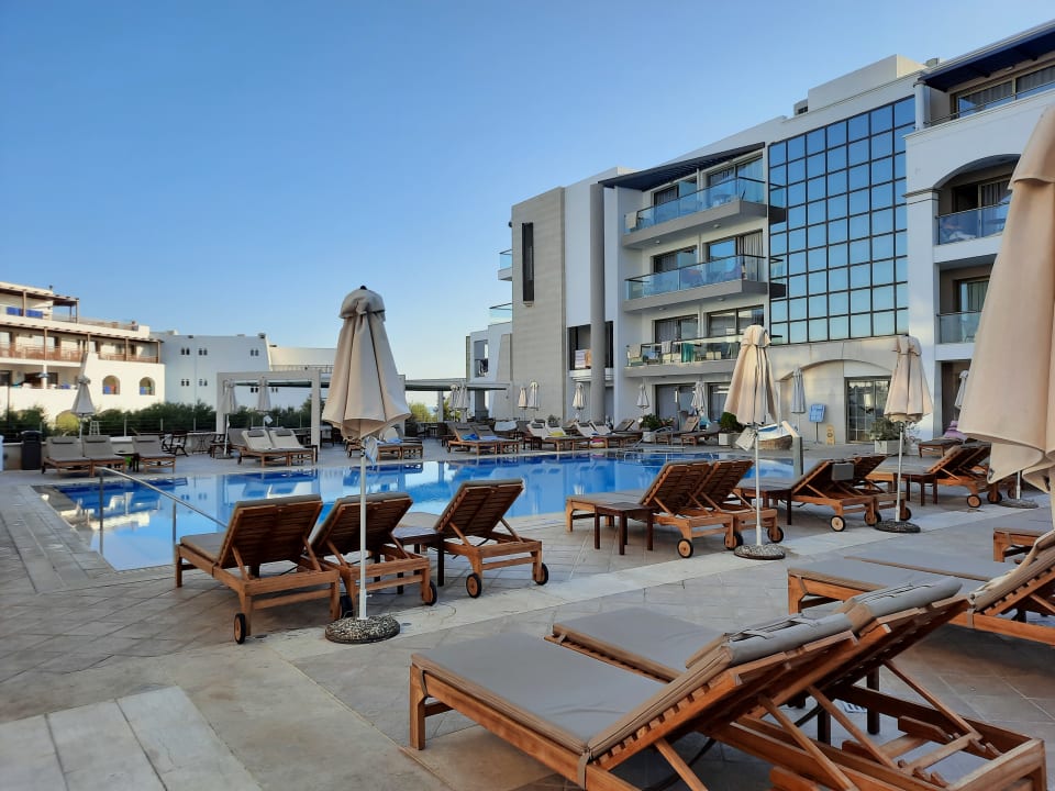 Pool Albatros Spa & Resort Hotel