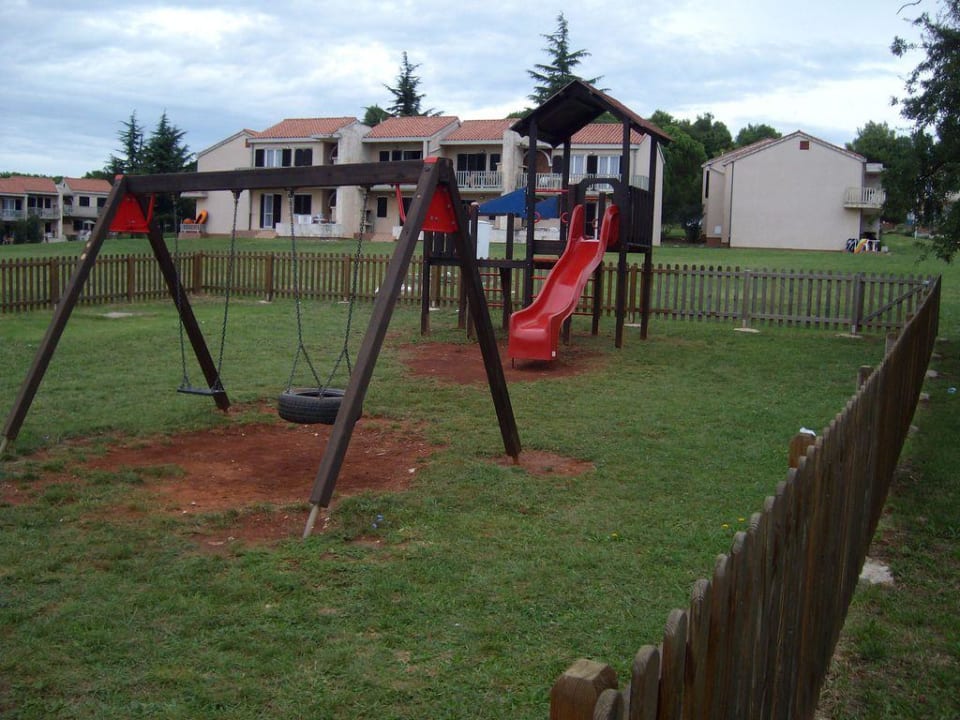 Kleiner Spielplatz Apartments Polynesia Plava Laguna