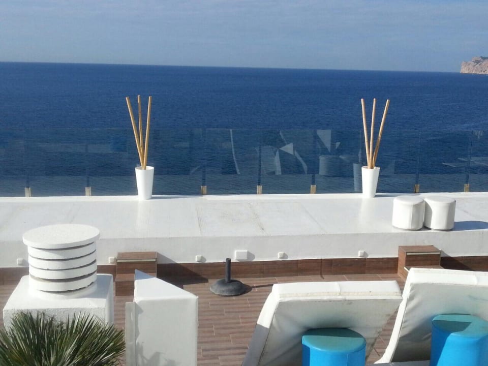Obere bar mit Aussicht auf Meer Sentido Fido Punta del Mar – Adults only