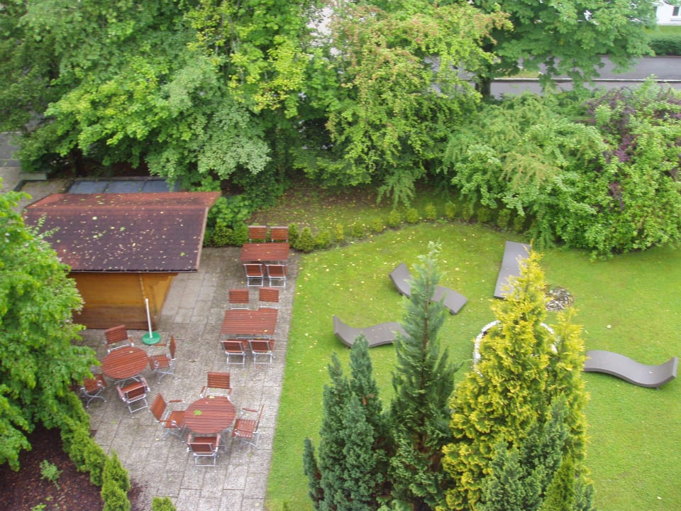 Die schöne Gartenanlage des Hotels Bayern Vital Hotel Bayern Vital