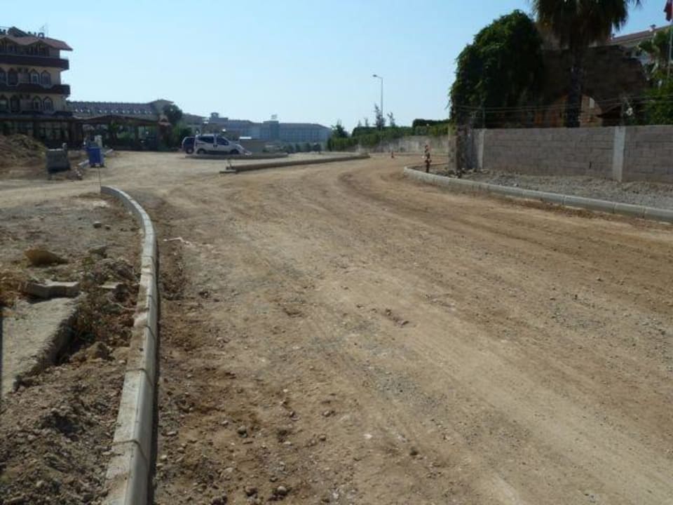 Baustelle vor Hotel Hotel Defne Garden