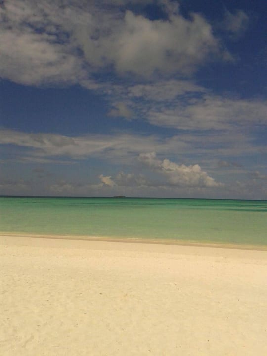 Chillzone Meeru Maldives Resort Island