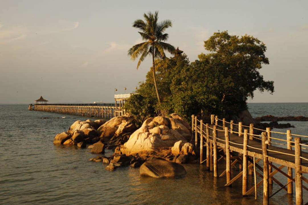 Island Bar and Jetty Long View Turi Beach Resort