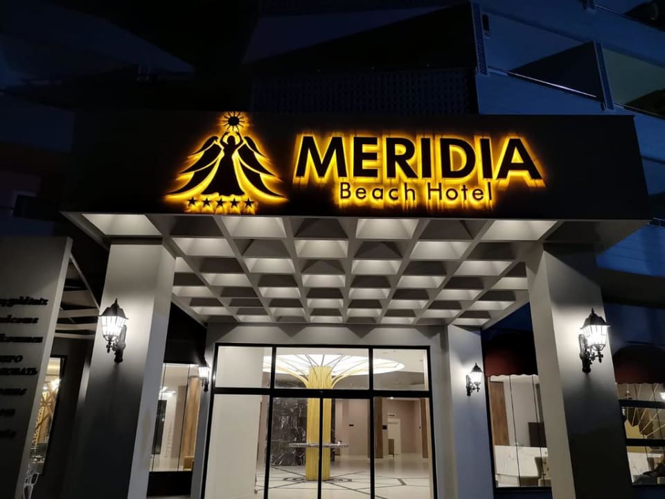 Lobby Mira Meridia Beach Hotel
