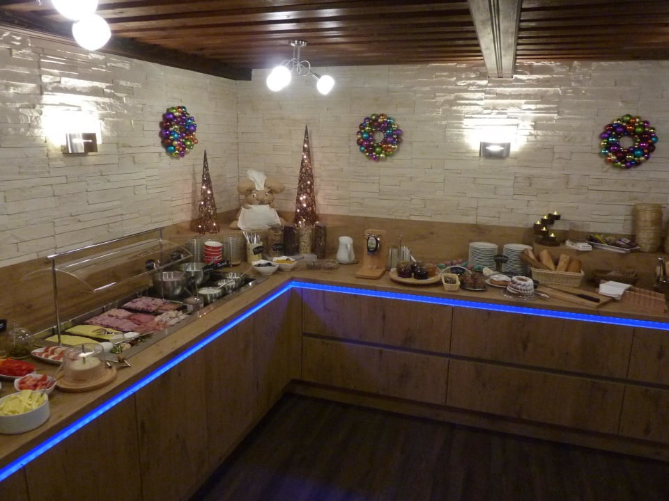 Teil des Frühstücksbuffets Landhaus Am Forst