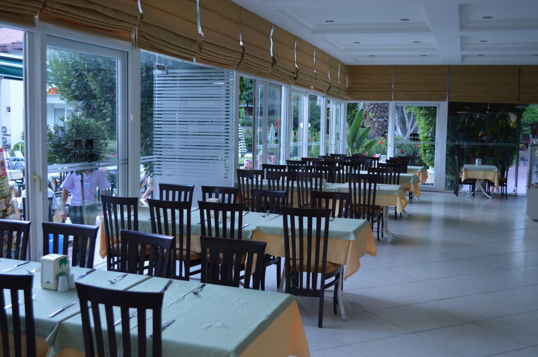 Innenansicht Restaurant Hotel Gardenia Beach