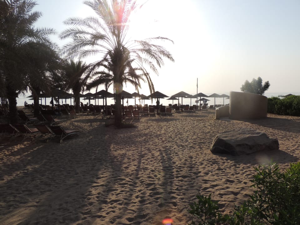 Strand Miramar Al Aqah Beach Resort