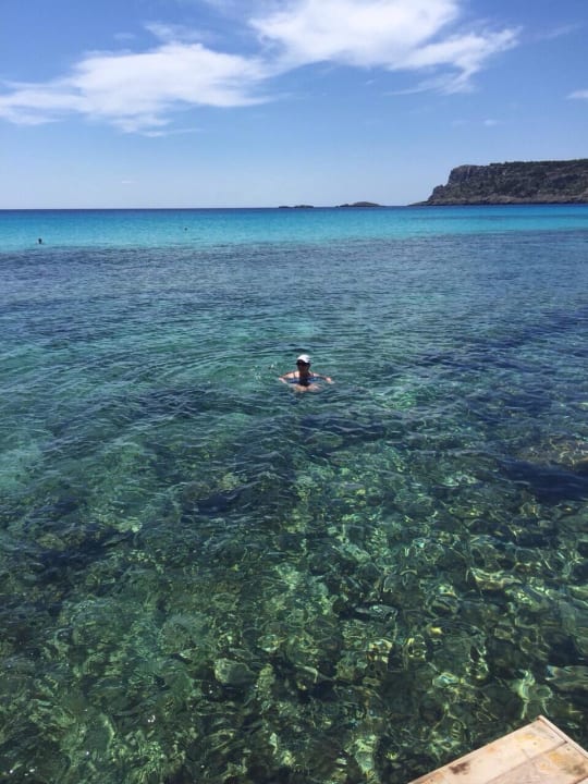 Glasklares Wasser mit mehreren Farben Aquagrand Artistic Luxury Beach Resort - Adults only