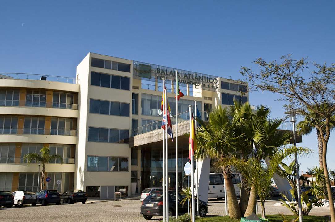 Hotel außen BlueBay Balaia Atlantico