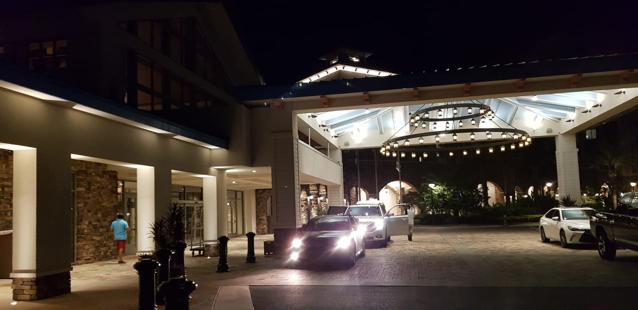 Lobby Loews Sapphire Falls Resort at Universal Orlando