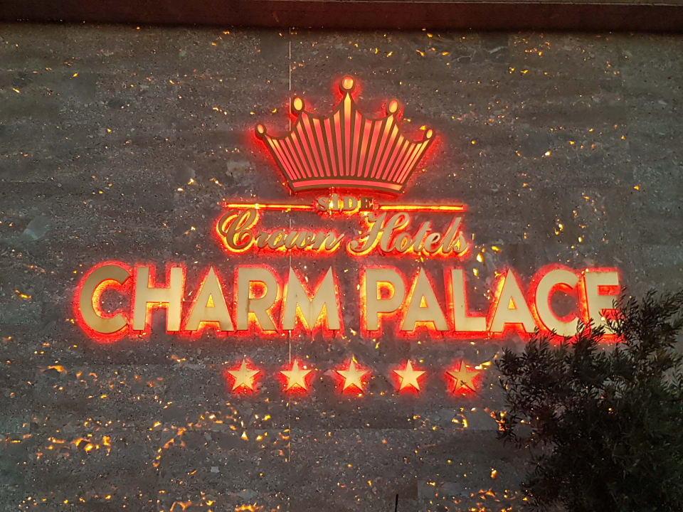 Sonstiges Well Palace Side