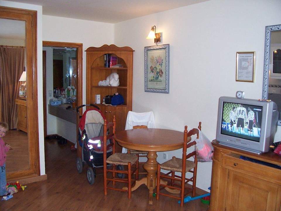 Essecke im Wohnraum Hotel Sands Beach Resort