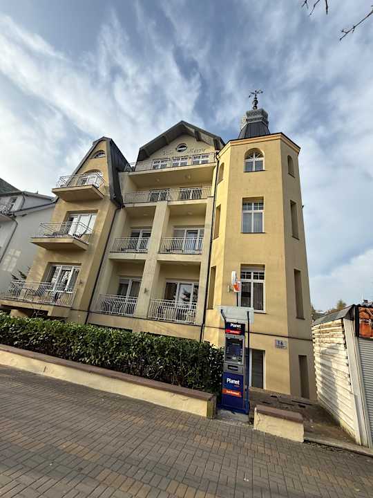 Außenansicht Villa Merry Spa & Wellness