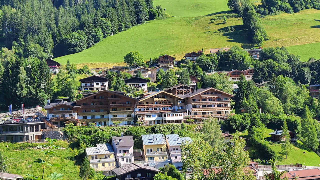 Außenansicht Gartenhotel Daxer