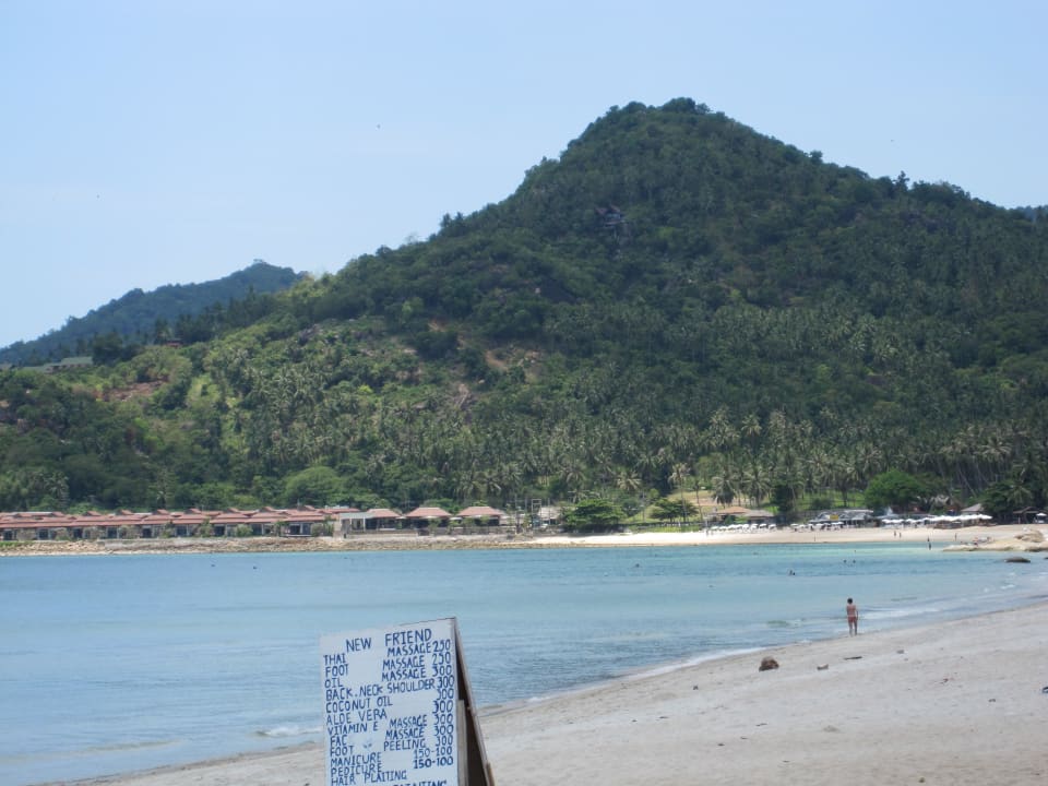 Blick zu den Nachbarhotels The Fair House Beach Resort