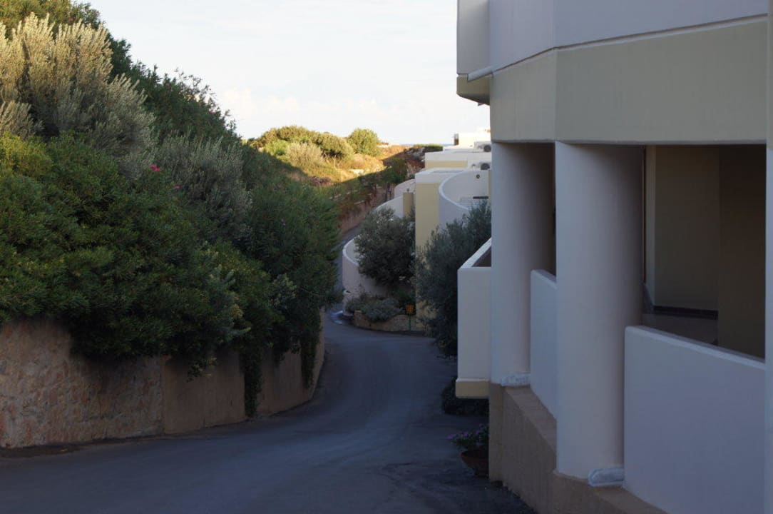 Droga do części pokoi Hotel Kalithea Horizon Royal